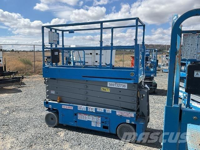 Genie GS-3232 رافعات مقصية الشكل