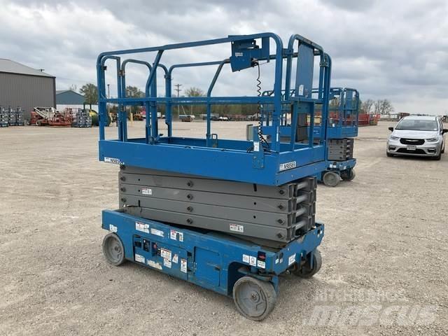 Genie GS-3246 رافعات مقصية الشكل