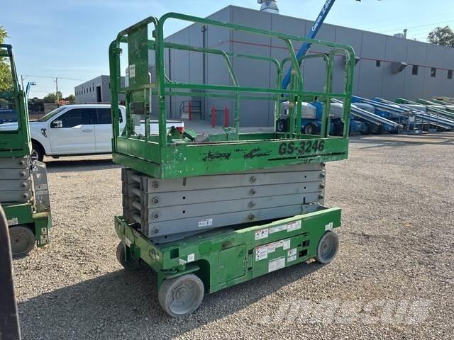 Genie GS-3246 رافعات مقصية الشكل