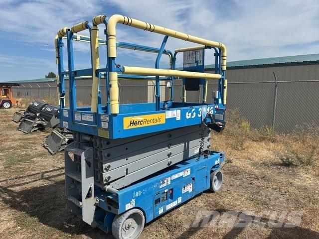Genie GS-3246 رافعات مقصية الشكل