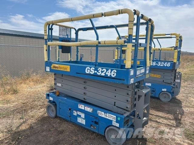 Genie GS-3246 رافعات مقصية الشكل