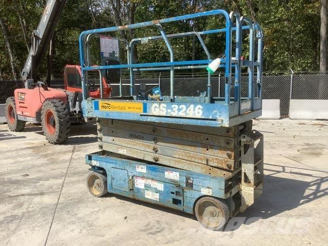 Genie GS-3246 رافعات مقصية الشكل