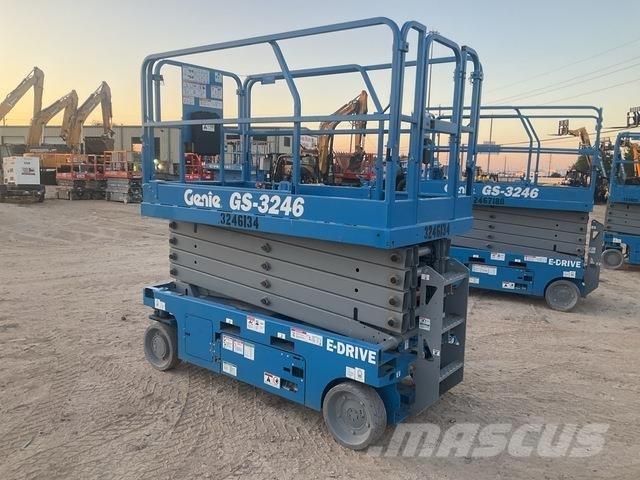 Genie GS-3246 رافعات مقصية الشكل