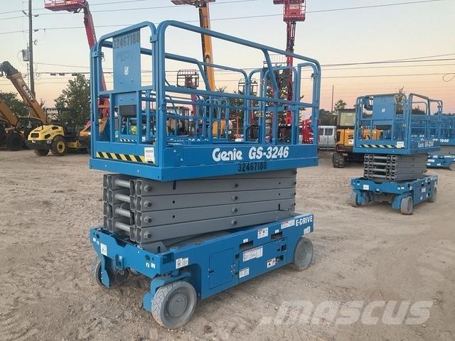 Genie GS-3246 رافعات مقصية الشكل