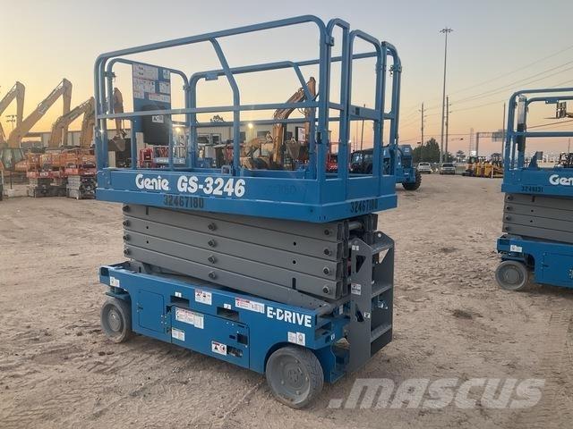 Genie GS-3246 رافعات مقصية الشكل