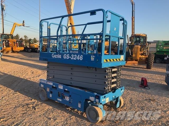 Genie GS-3246 رافعات مقصية الشكل