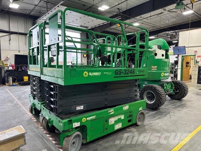 Genie GS-3246 رافعات مقصية الشكل