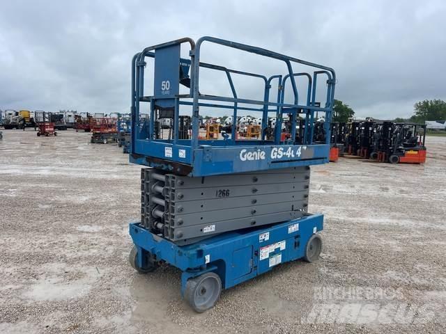 Genie GS-4047 رافعات مقصية الشكل