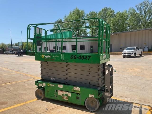 Genie GS-4047 رافعات مقصية الشكل