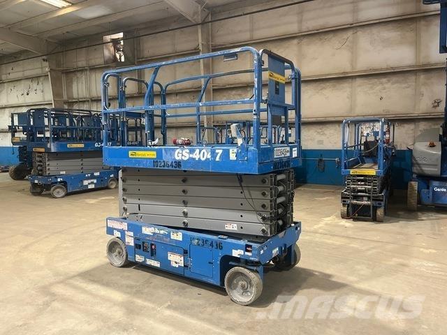 Genie GS-4047 رافعات مقصية الشكل