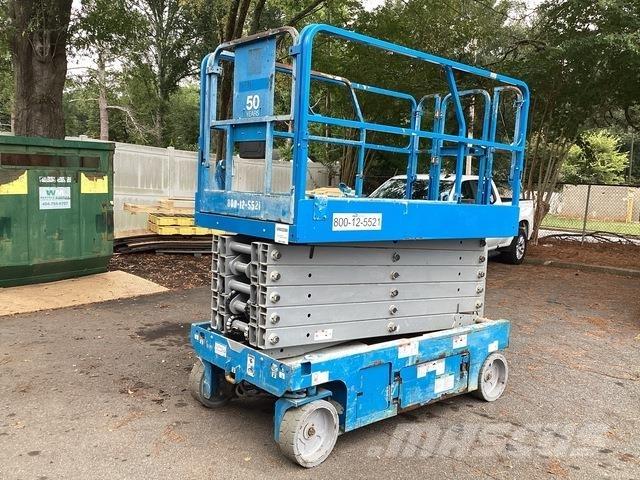 Genie GS-4047 رافعات مقصية الشكل