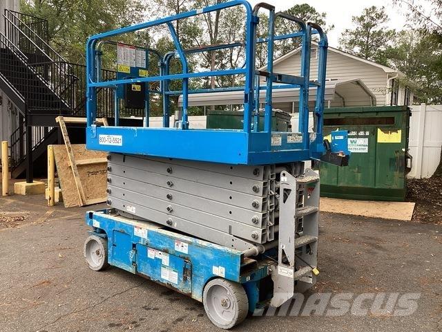 Genie GS-4047 رافعات مقصية الشكل