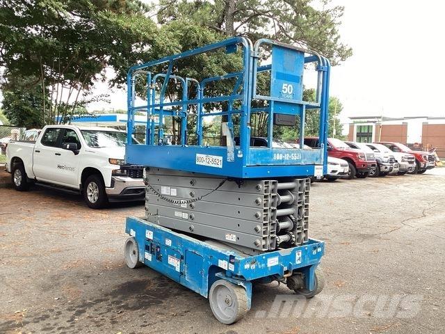 Genie GS-4047 رافعات مقصية الشكل
