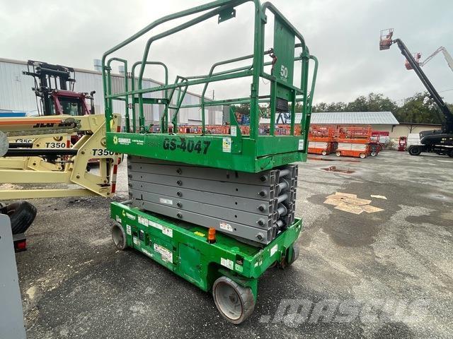 Genie GS-4047 رافعات مقصية الشكل