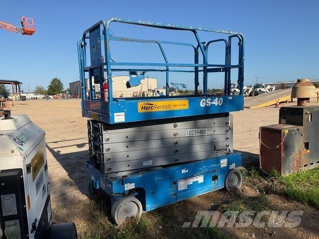 Genie GS-4047 رافعات مقصية الشكل