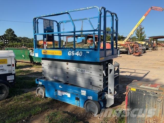 Genie GS-4047 رافعات مقصية الشكل