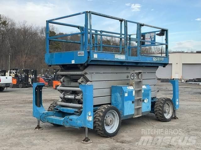 Genie GS-5390 رافعات مقصية الشكل