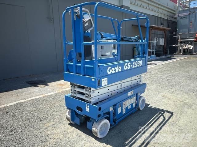 Genie GS1930 رافعات مقصية الشكل