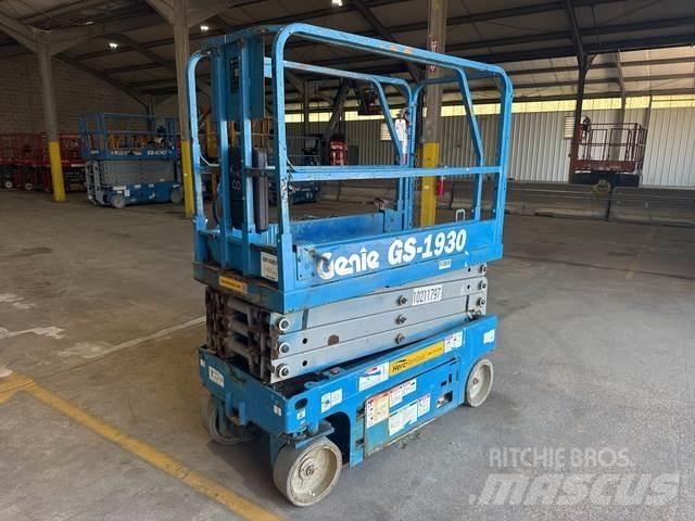 Genie GS1930 رافعات مقصية الشكل