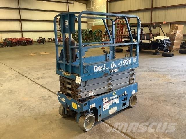 Genie GS1930 رافعات مقصية الشكل