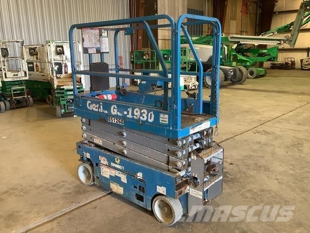 Genie GS1930 رافعات مقصية الشكل