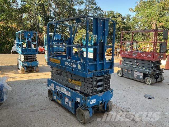 Genie GS1930 رافعات مقصية الشكل
