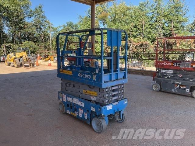 Genie GS1930 رافعات مقصية الشكل
