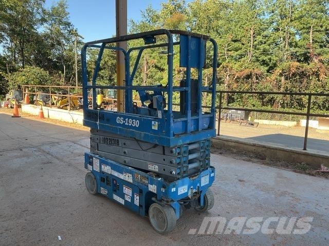 Genie GS1930 رافعات مقصية الشكل