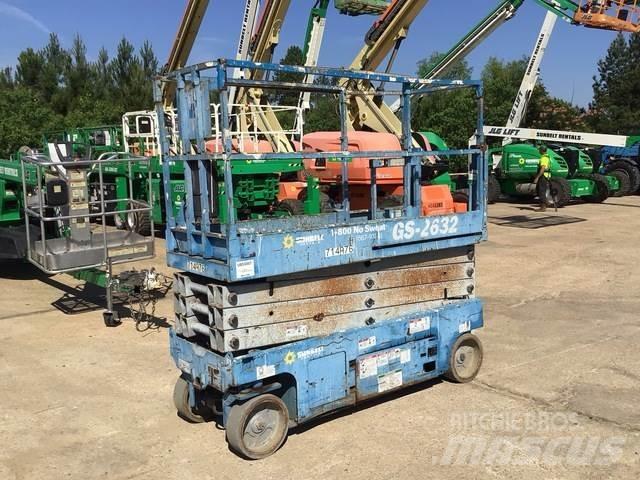 Genie GS2632 رافعات مقصية الشكل