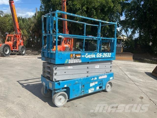 Genie GS2632 رافعات مقصية الشكل