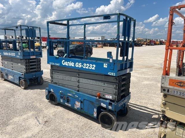 Genie GS3232 رافعات مقصية الشكل