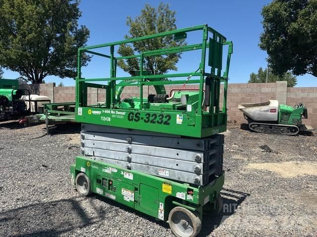 Genie GS3232 رافعات مقصية الشكل