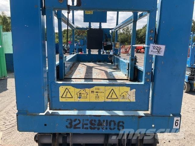 Genie GS3232 رافعات مقصية الشكل