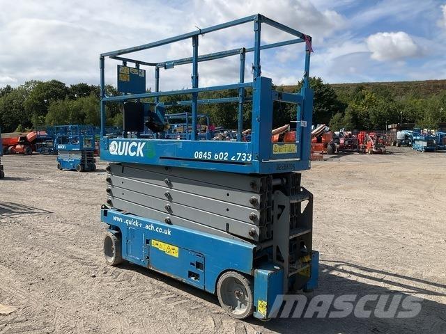 Genie GS3232 رافعات مقصية الشكل