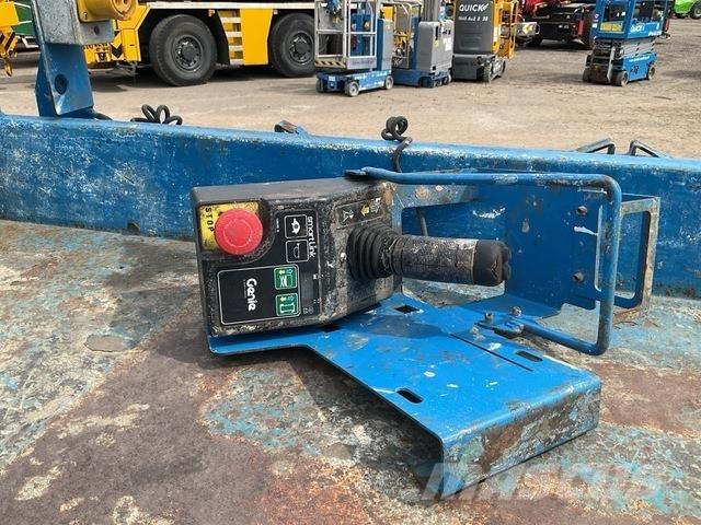 Genie GS3246 رافعات مقصية الشكل