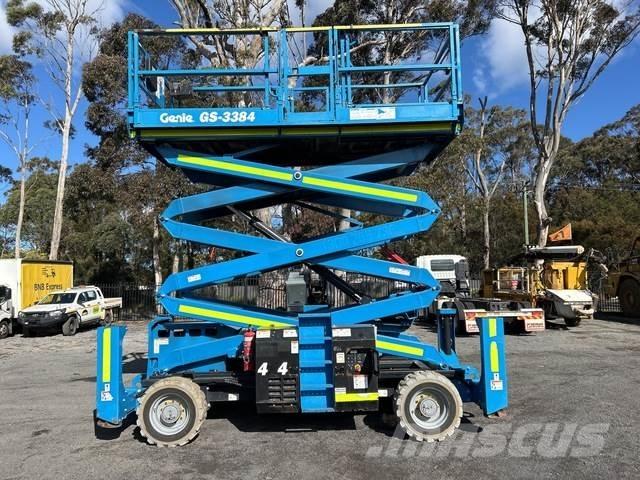 Genie GS3384 رافعات مقصية الشكل