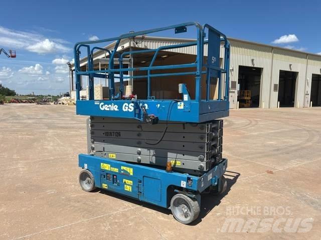 Genie GS4047 رافعات مقصية الشكل