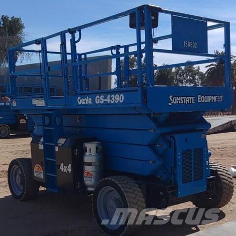 Genie GS4390RT رافعات مقصية الشكل