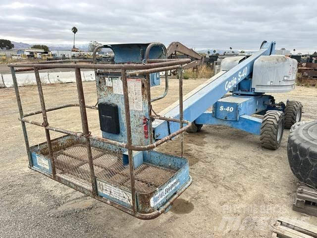 Genie S-40 أخرى