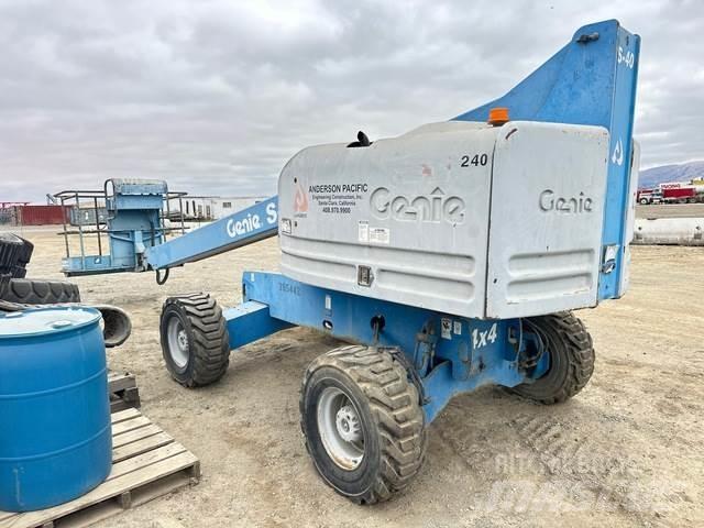 Genie S-40 أخرى