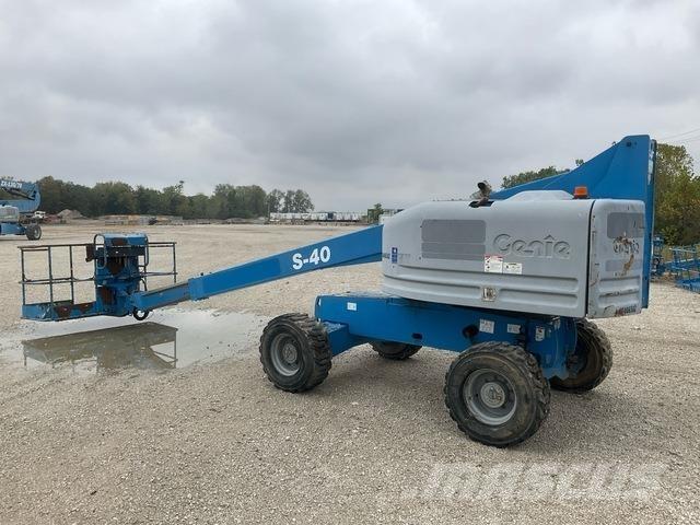 Genie S-40 رافعات سلة تلسكوبية