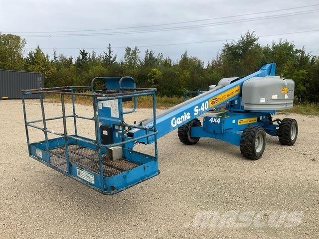 Genie S-40 رافعات سلة تلسكوبية