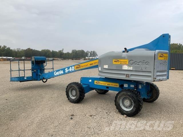 Genie S-40 رافعات سلة تلسكوبية