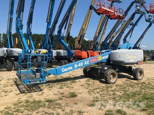 Genie S-40XC رافعات سلة تلسكوبية