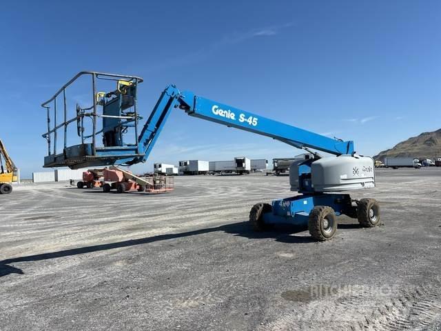 Genie S-45 أخرى