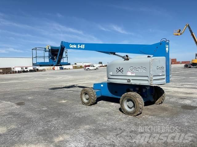 Genie S-45 أخرى