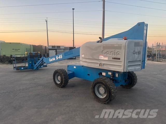 Genie S-45 رافعات سلة تلسكوبية