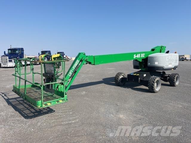 Genie S-45XC رافعات سلة تلسكوبية