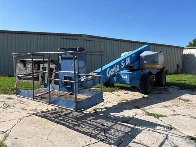 Genie S-60 أخرى