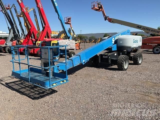 Genie S-60X أخرى